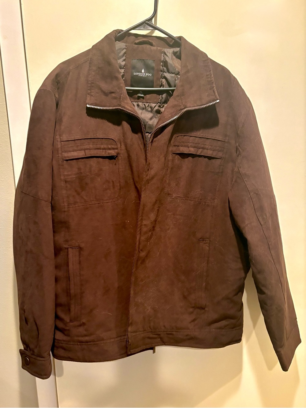 London Fog Men’s Faux Suede Full Zip Bomber Jacket RN: 12145 Sz XL
Like New